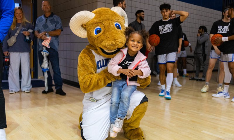 2024 11 02 Homecoming Men Bastketball 2