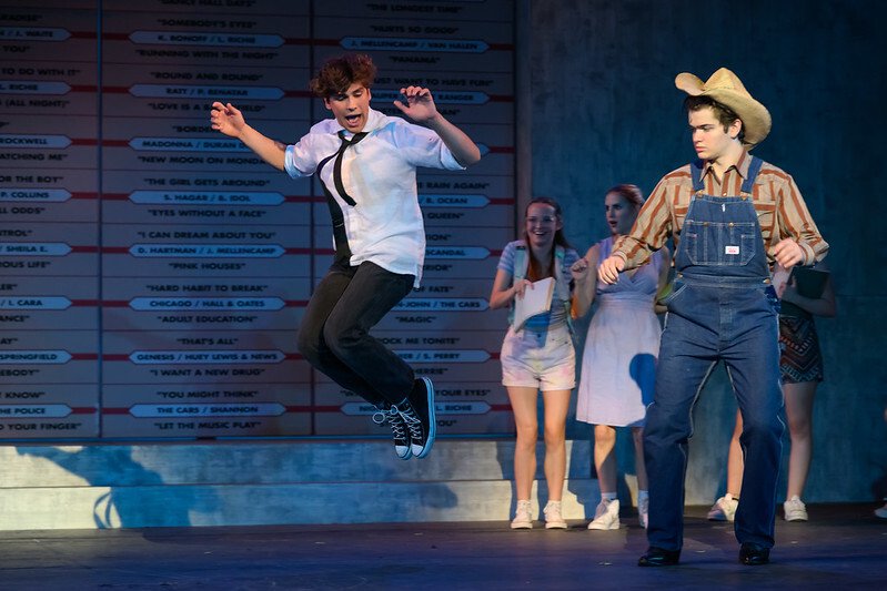 Footloose Friday Ren
